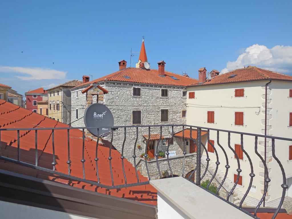 Stone House Apartments Brtonigla Esterno foto